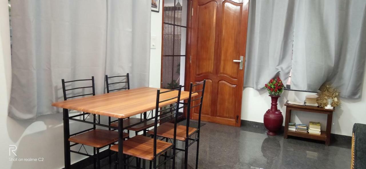 Bethel Residency Hotel Kochi Bagian luar foto